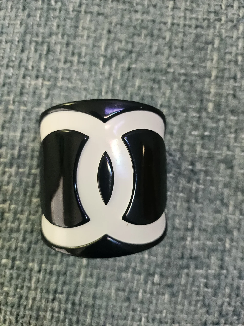 ✨ RARE FIND: Vintage 2001 Chanel Black & White Resin CC Cuff ✨